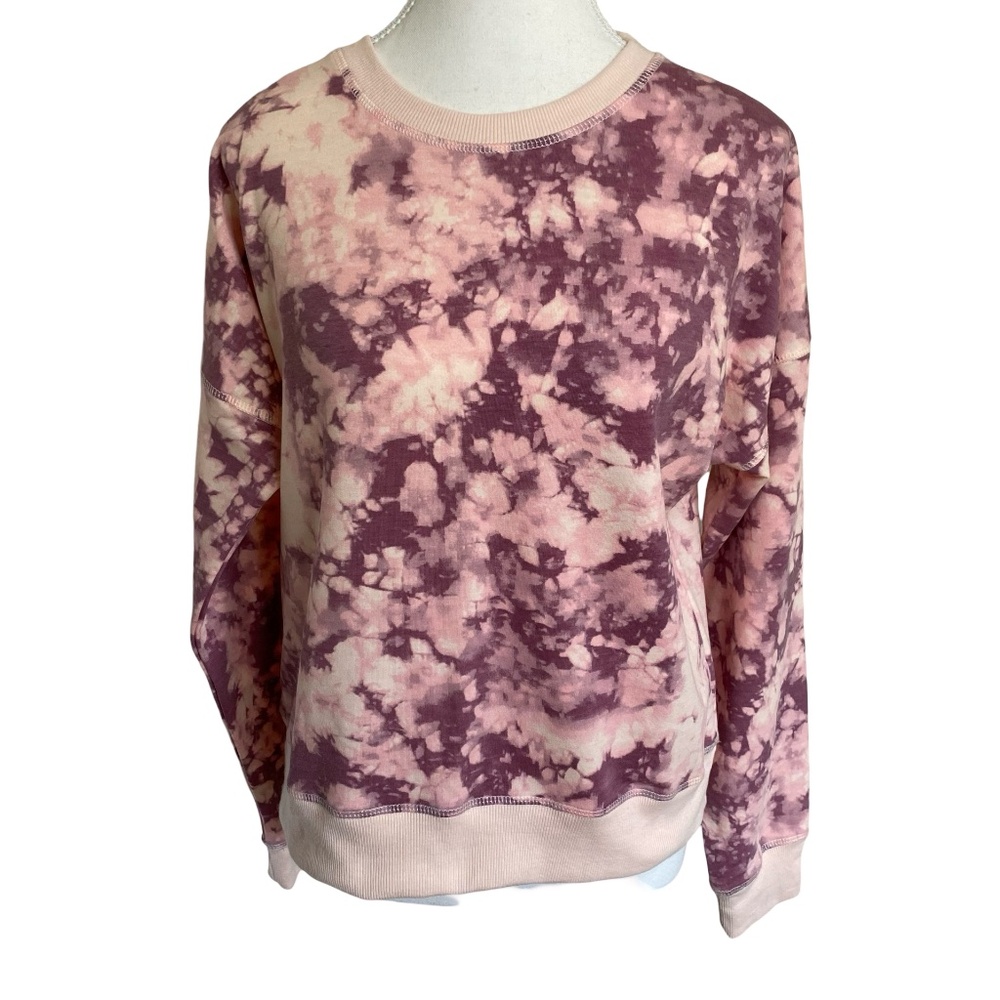 BCBGeneration Pink/Purple Tie Dye Crew neck long sleeve Sweatshirt. Sz M